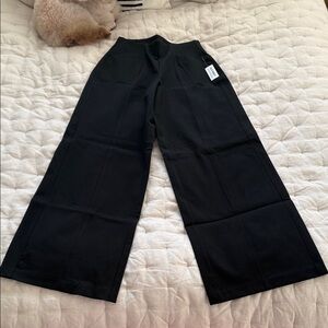 Old Navy Classic Black Wide-Leg Pants